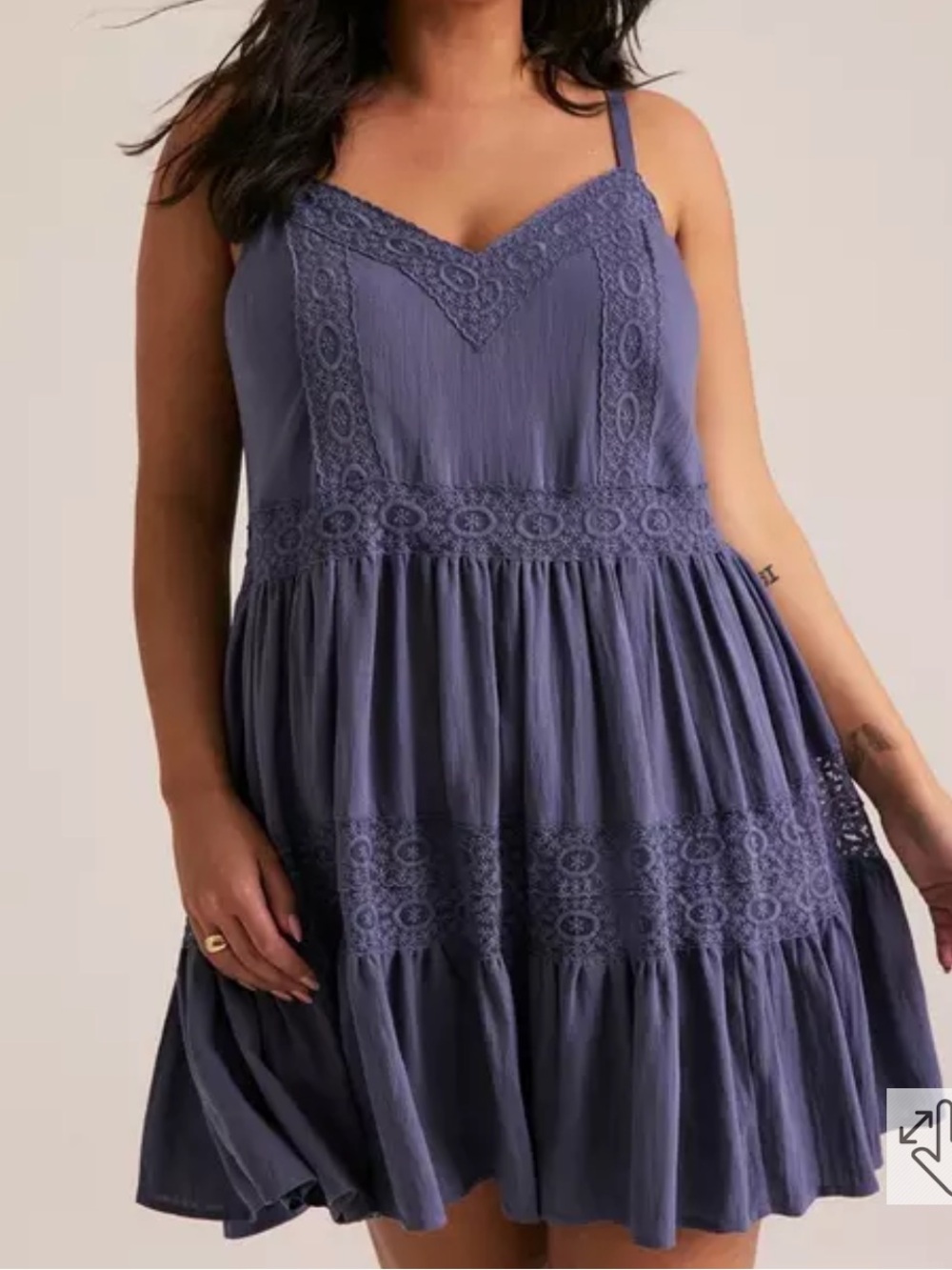 Torrid - Picture 2 of 6